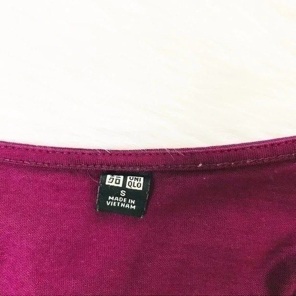 UniqLo Ruffle Sleeve Top Size small - Picture 4 of 5